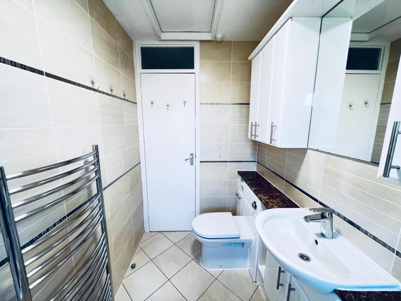 Rooms In Stylish House Milton Keynes Esterno foto