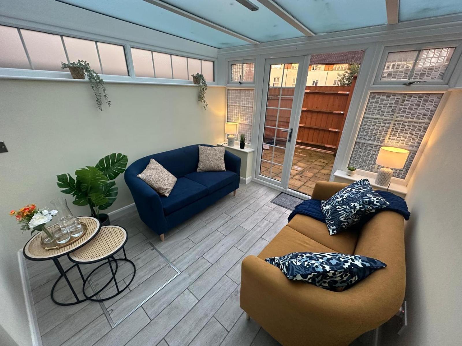 Rooms In Stylish House Milton Keynes Esterno foto